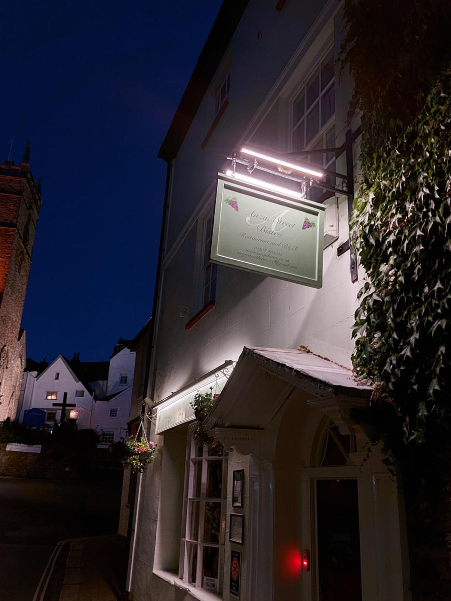 Anzac Street B+Bistro Dartmouth Buitenkant foto