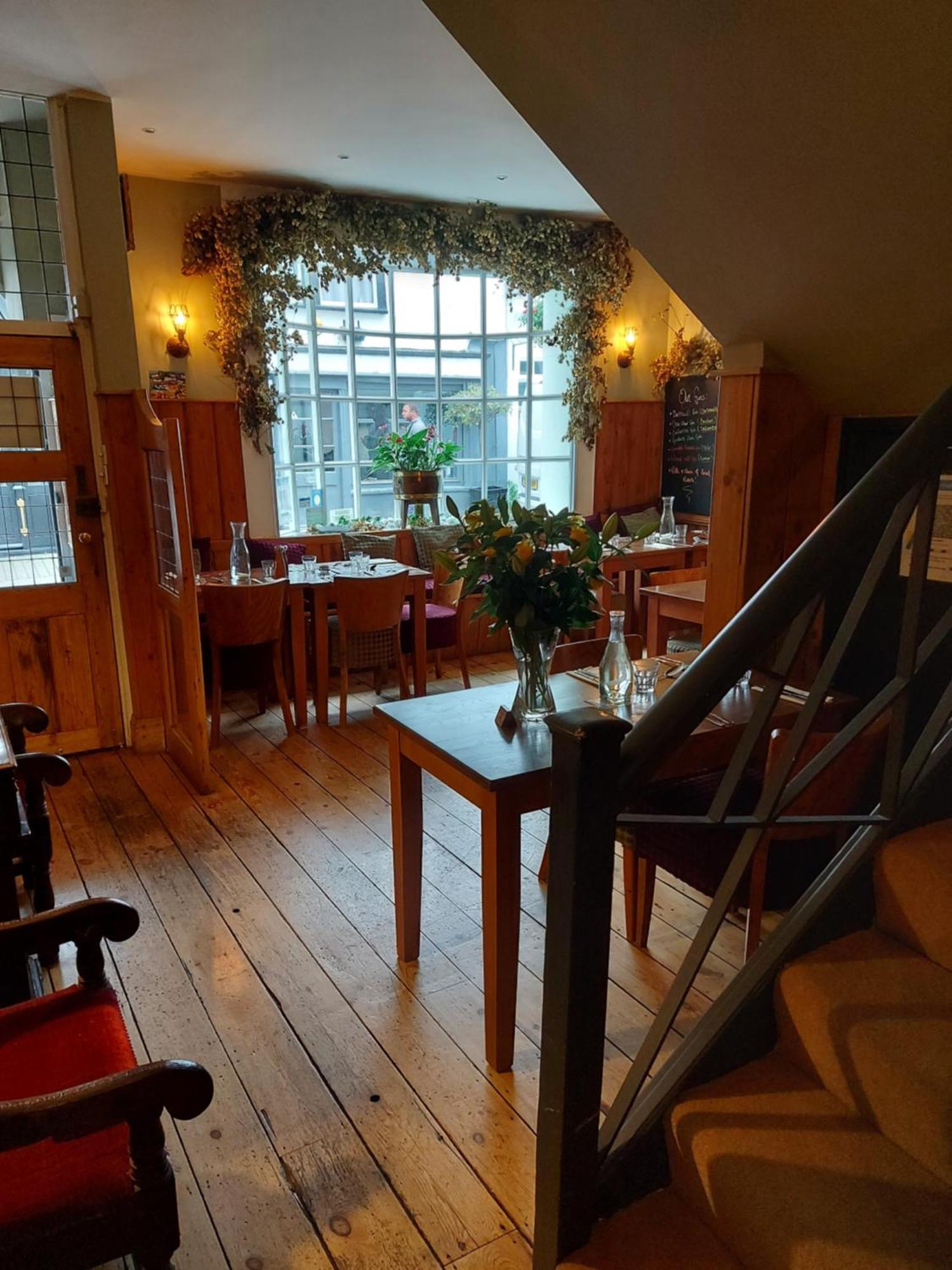 Anzac Street B+Bistro Dartmouth Buitenkant foto